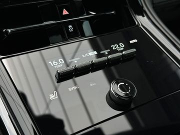 Porsche Panamera - 11