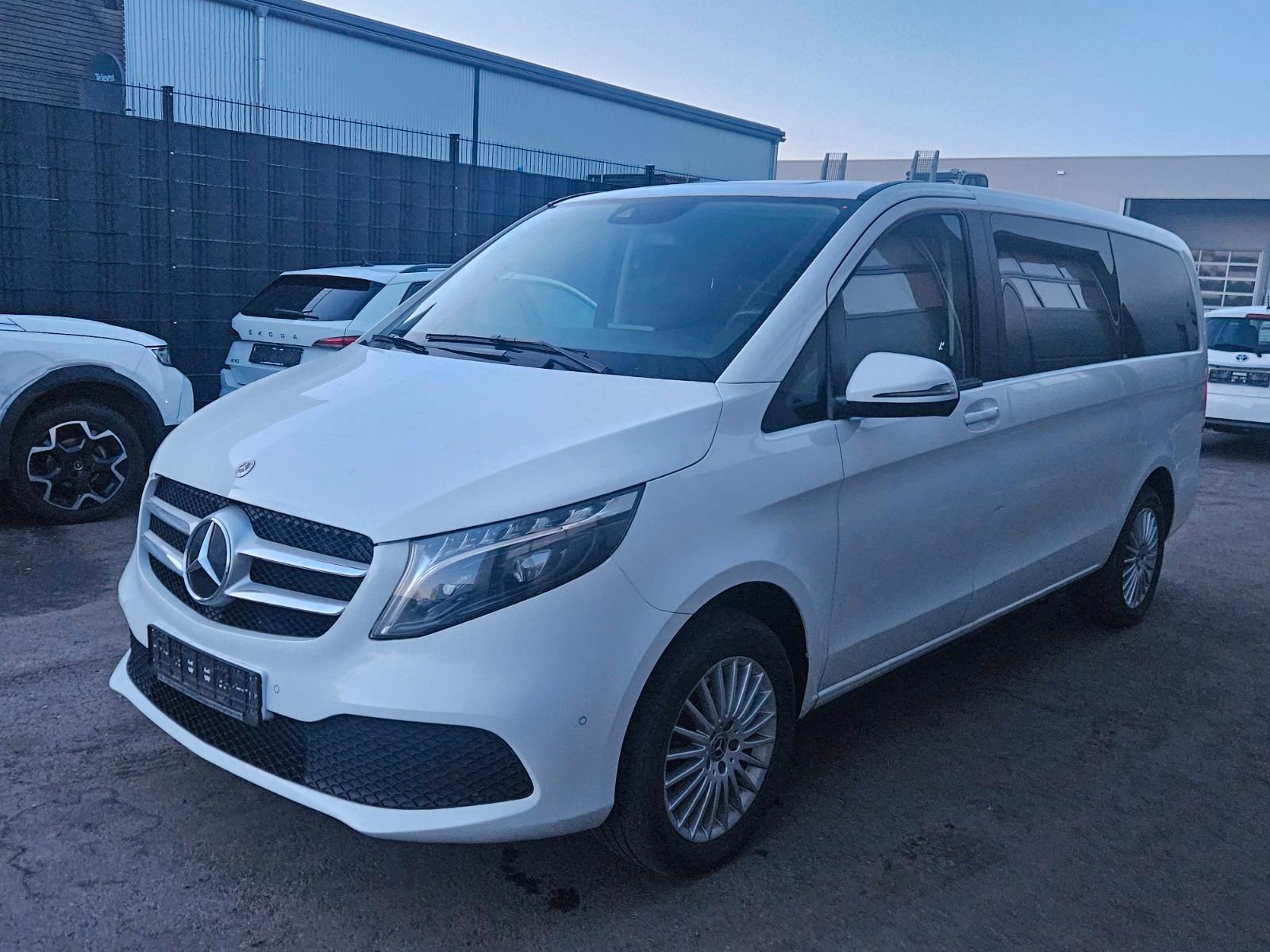 Mercedes-Benz V 220 d EDITION 4MATIC lang AHK Navi LED