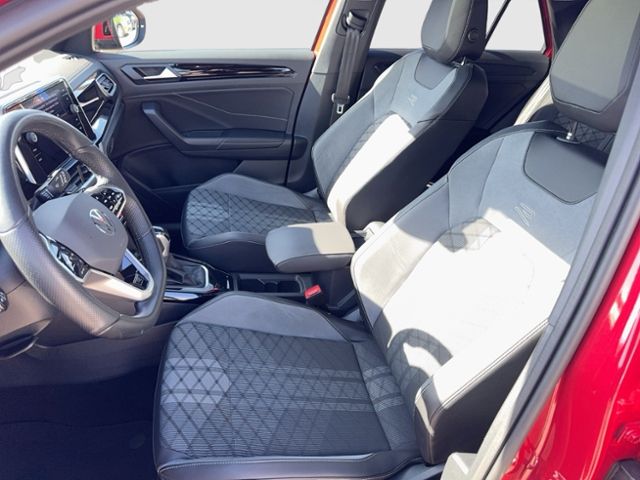 T-Roc R-LINE 1.5 TSI DSG PANO NAVI REAR VIEW AHK