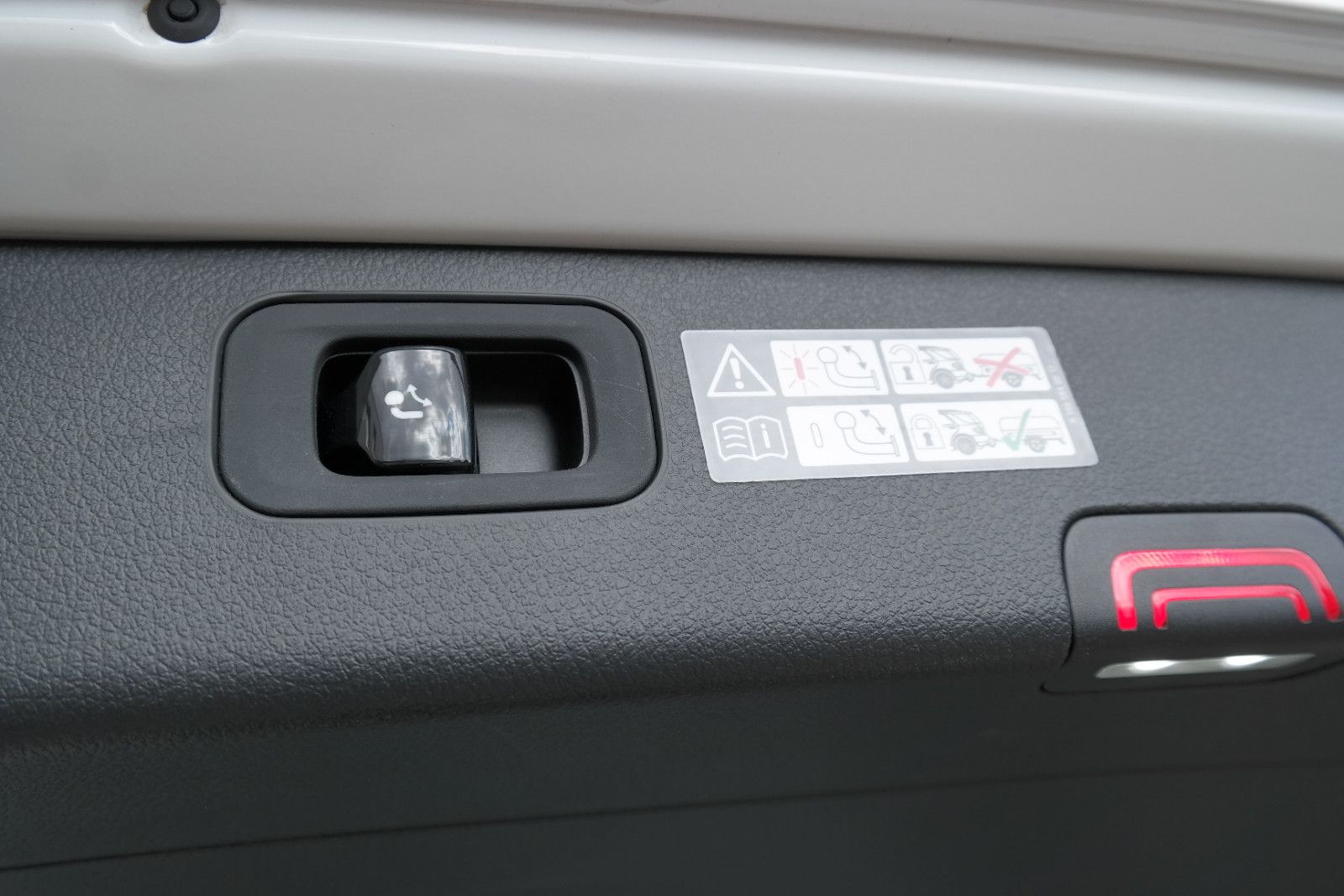 Mercedes-Benz C 220 T 4Matic Leder LED AMG-Line High-B. Garan foto 20