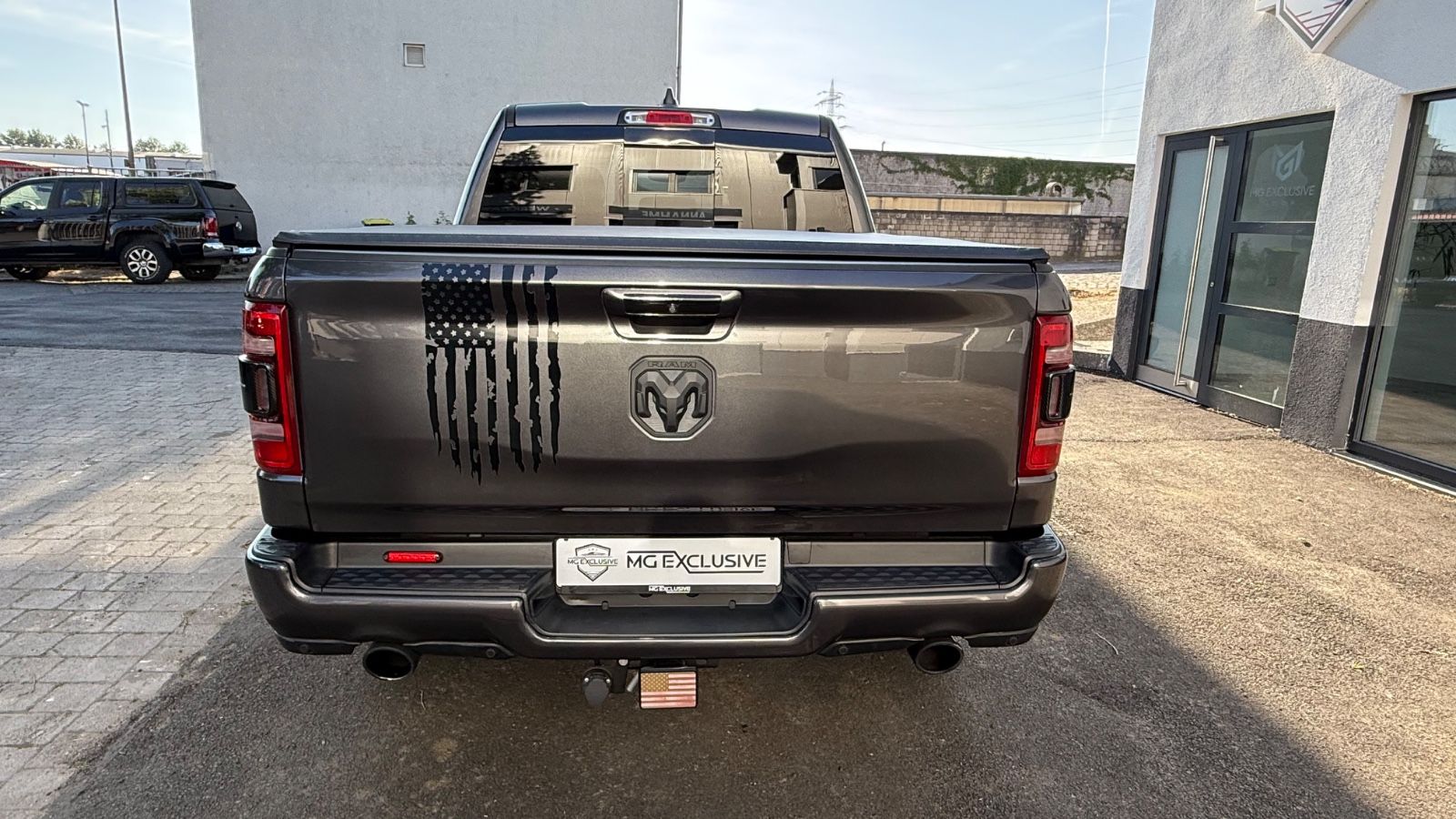 Fahrzeugabbildung Dodge RAM Gen.5  Panorama-LED-Kamera-Sitzkühlung