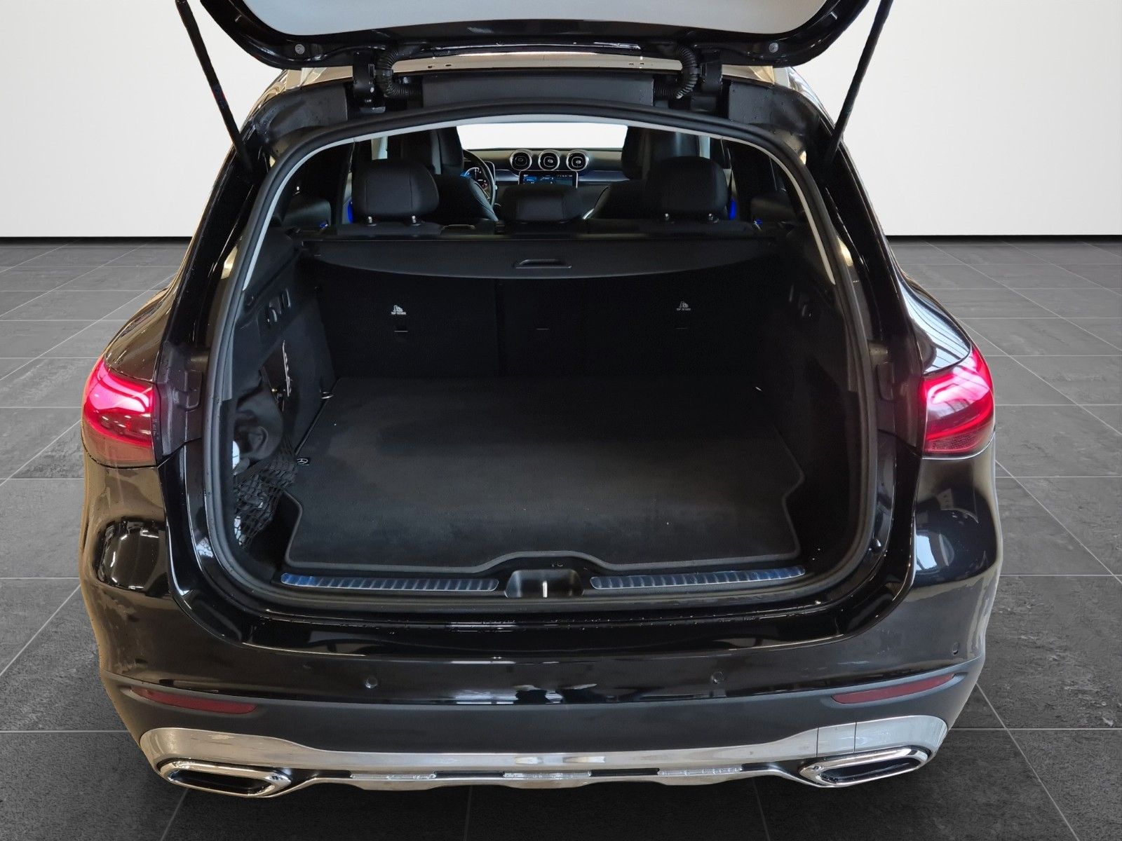 Fahrzeugabbildung Mercedes-Benz GLC300E 4MATIC 360° PANO DIG LIGHT AHK
