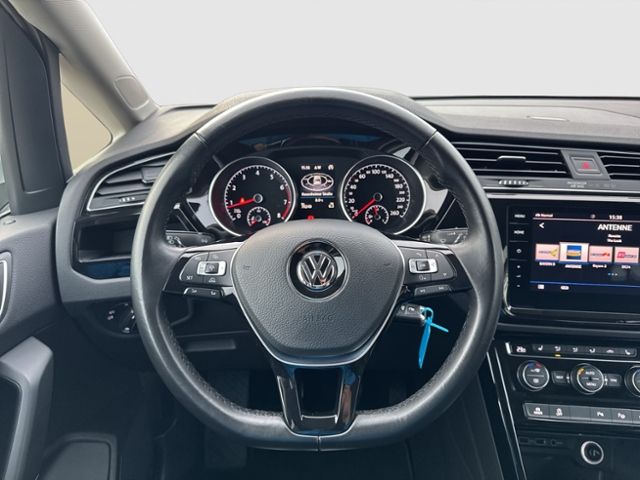 Touran HIGHLINE 1.4 TSI NAVI ACC LED PDC SHZ AHK