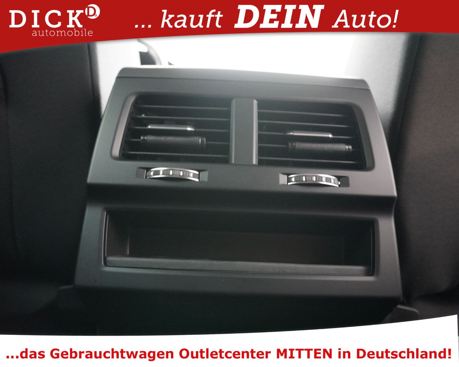 Fahrzeugabbildung Volkswagen Touareg 3.0d 4Mot DSG NAV+LED+AHK+PDC+TEMP+APPLE