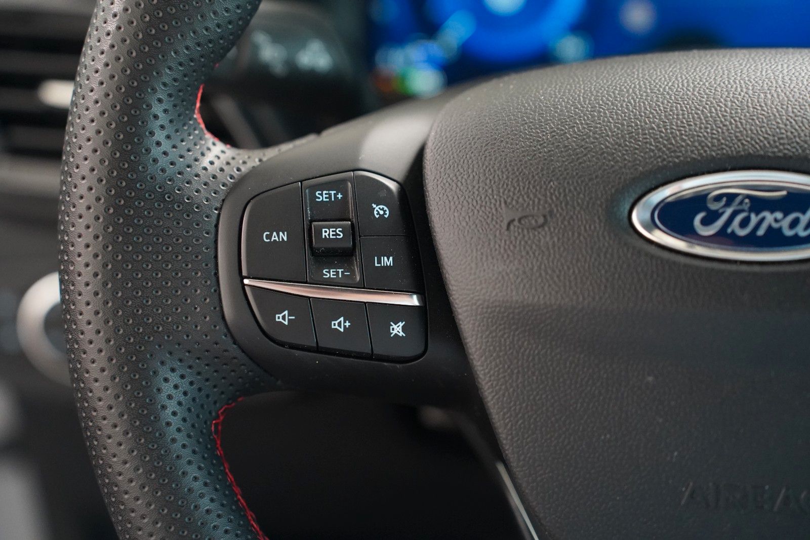 Fahrzeugabbildung Ford Puma ST-Line