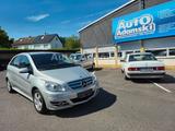 Mercedes-Benz B 200 Autotronic Aktiver Parkassistent 97tkm AW - gebrauchte Mercedes-Benz B-Klasse aus dem Jahr 2009