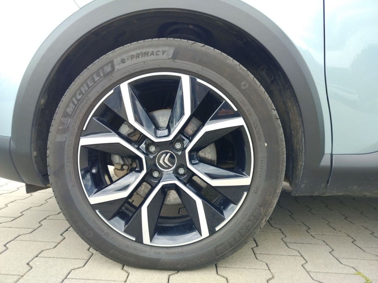 Fahrzeugabbildung Citroën ë-C4 Lim. Feel Pack 136 PS