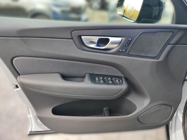 VOLVO XC 60 (Bild 18 von Array)