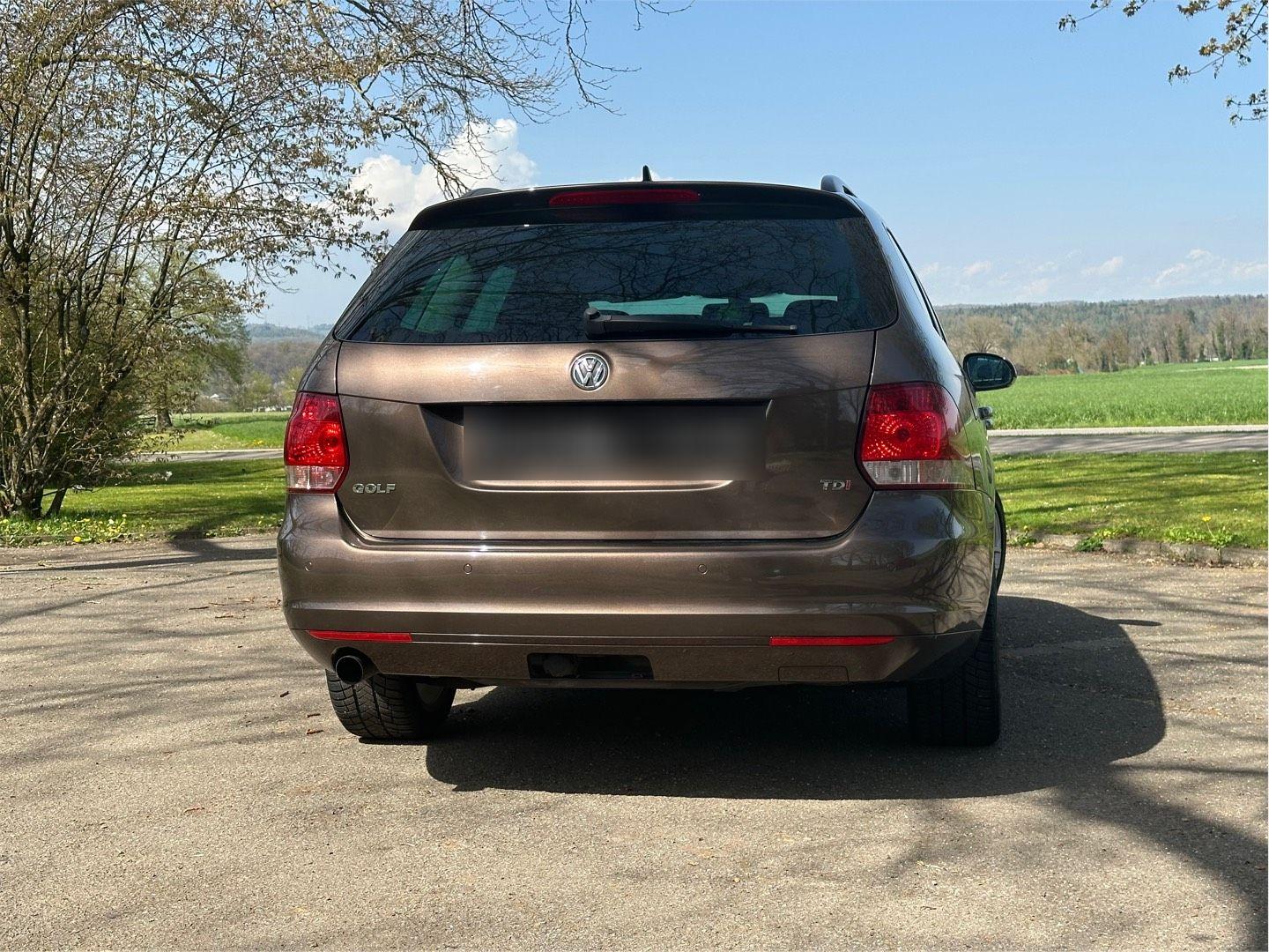 Volkswagen  2011 — photo 6