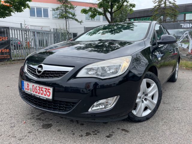 Opel Astra J*PDC*KLIMA*SZH*STEUERKETTE NEU*TÜV NEU