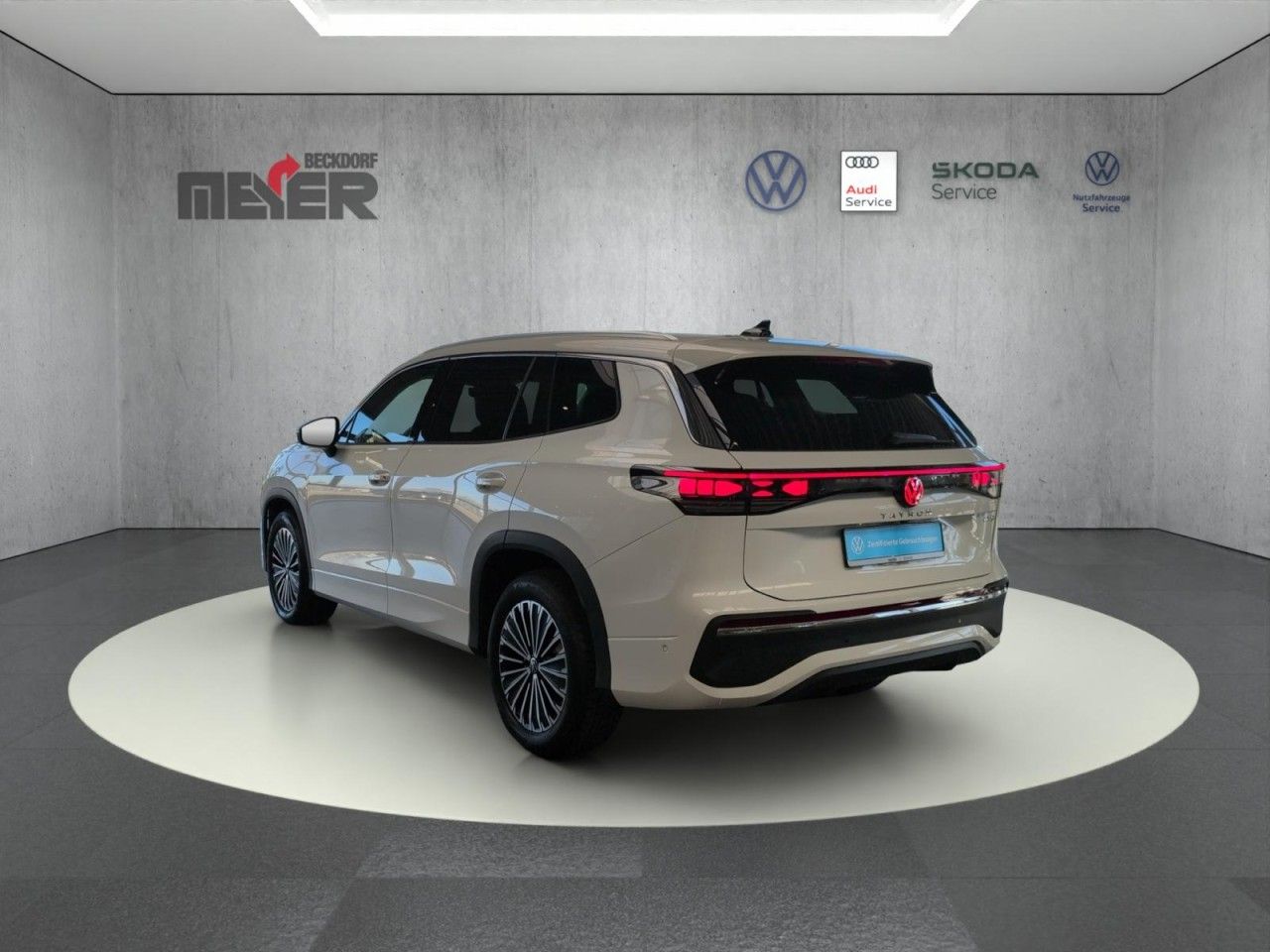 Tayron Elegance 1.5 eTSI DSG Klima Navi