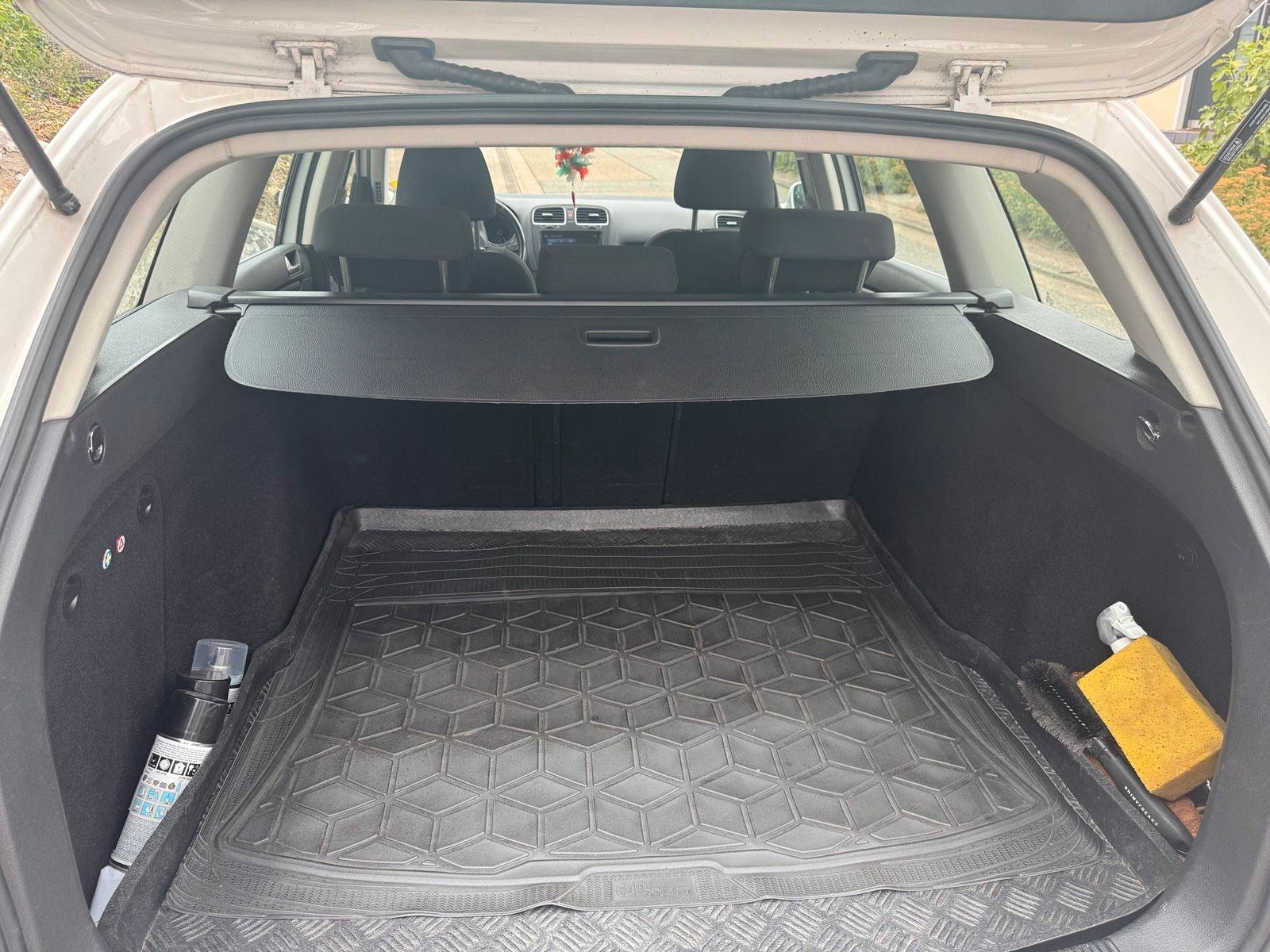 Volkswagen Golf 2011 — photo 11