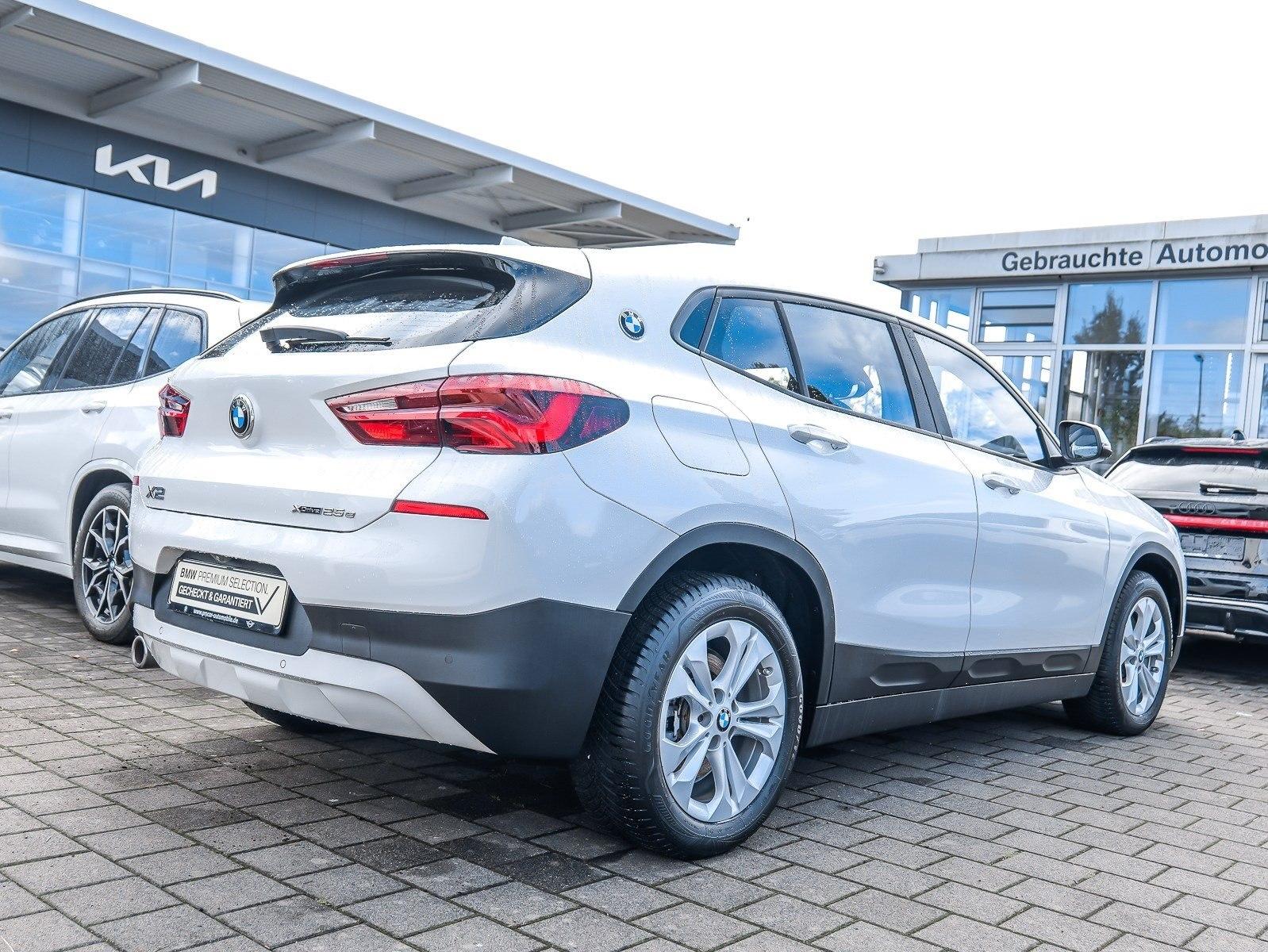 BMW X2 xDrive25e A RFK NAVI LED Sound Syst. PDC V+H