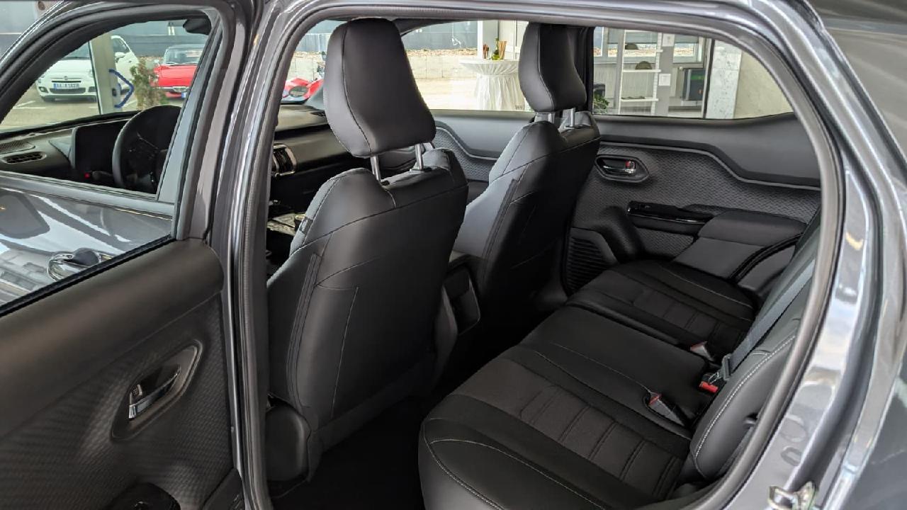 Suzuki e Vitara 128 kW eAxle Comfort+