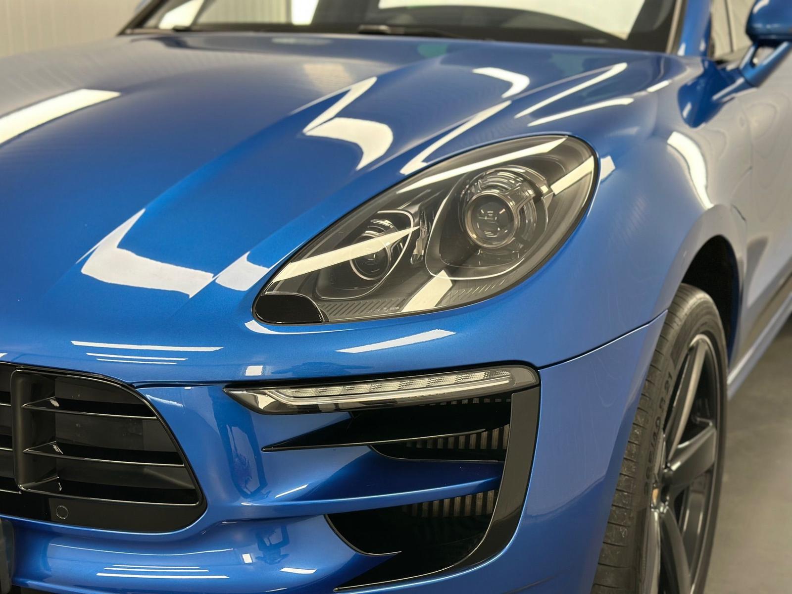 Porsche Macan Turbo 3.6 400 ch • 1ère Main • Sport Chrono • Burmester • Toit pano • Carbone • 21"