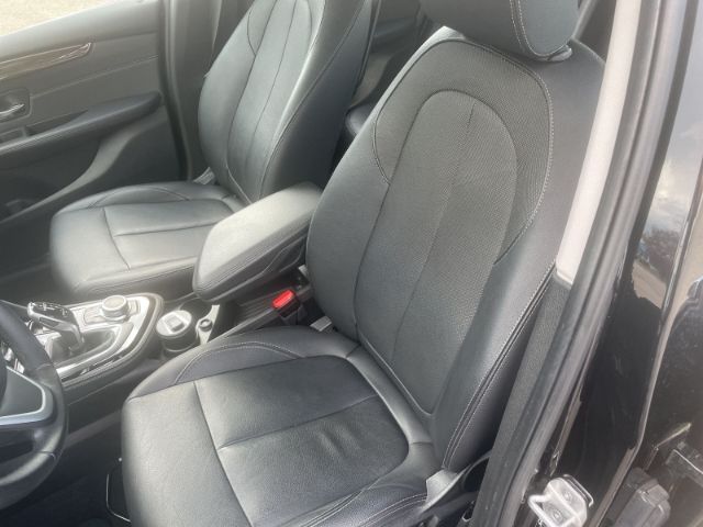 Fahrzeugabbildung BMW 218 Active Tourer i Luxury Line Autom. Navi, Sit