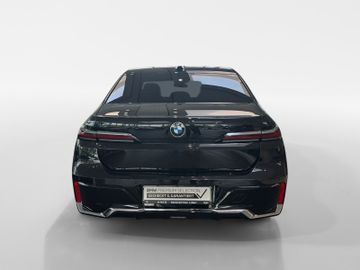 BMW 740 - 4