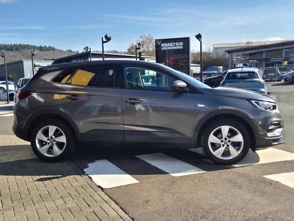 Opel Grandland (X)(2017->)