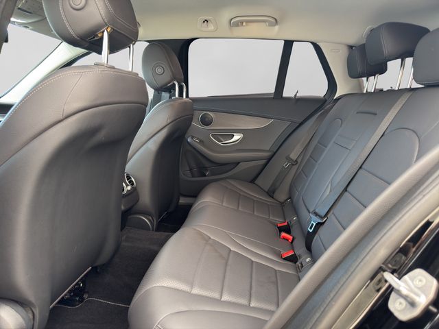 Fahrzeugabbildung Mercedes-Benz C 300 e T Avantgarde+Distronic+360+Leder+HUD+AHK