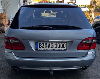 Mercedes E 280 - 5
