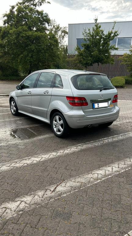 Mercedes-Benz B 150