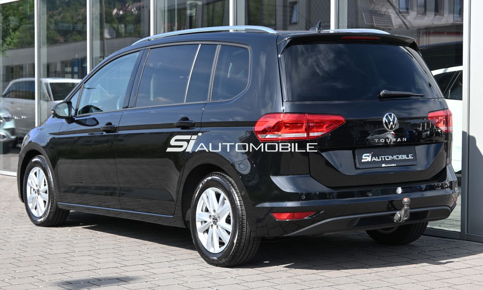 Fahrzeugabbildung Volkswagen Touran 1.5 TSI DSG °ACC°AHK°PANO°STHEIZ°MASSAGE°