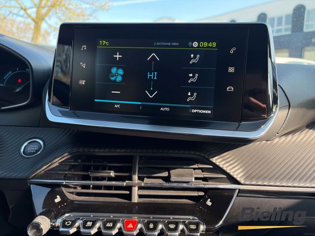 e-208 Allure Elektro Navi Digitales Cockpit LED 
