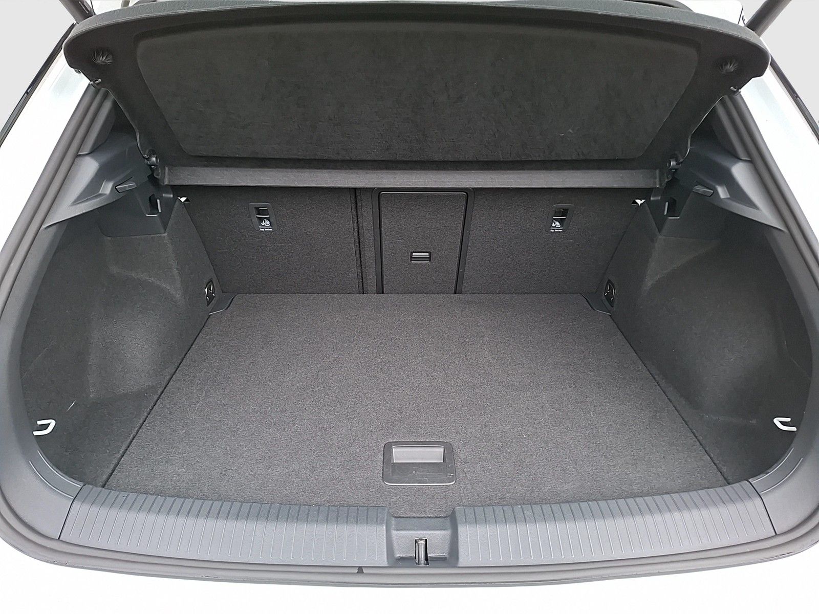 Fahrzeugabbildung Volkswagen T-Roc TSI R-Line DSG Matrix Navi AID ACC RFK SHZ