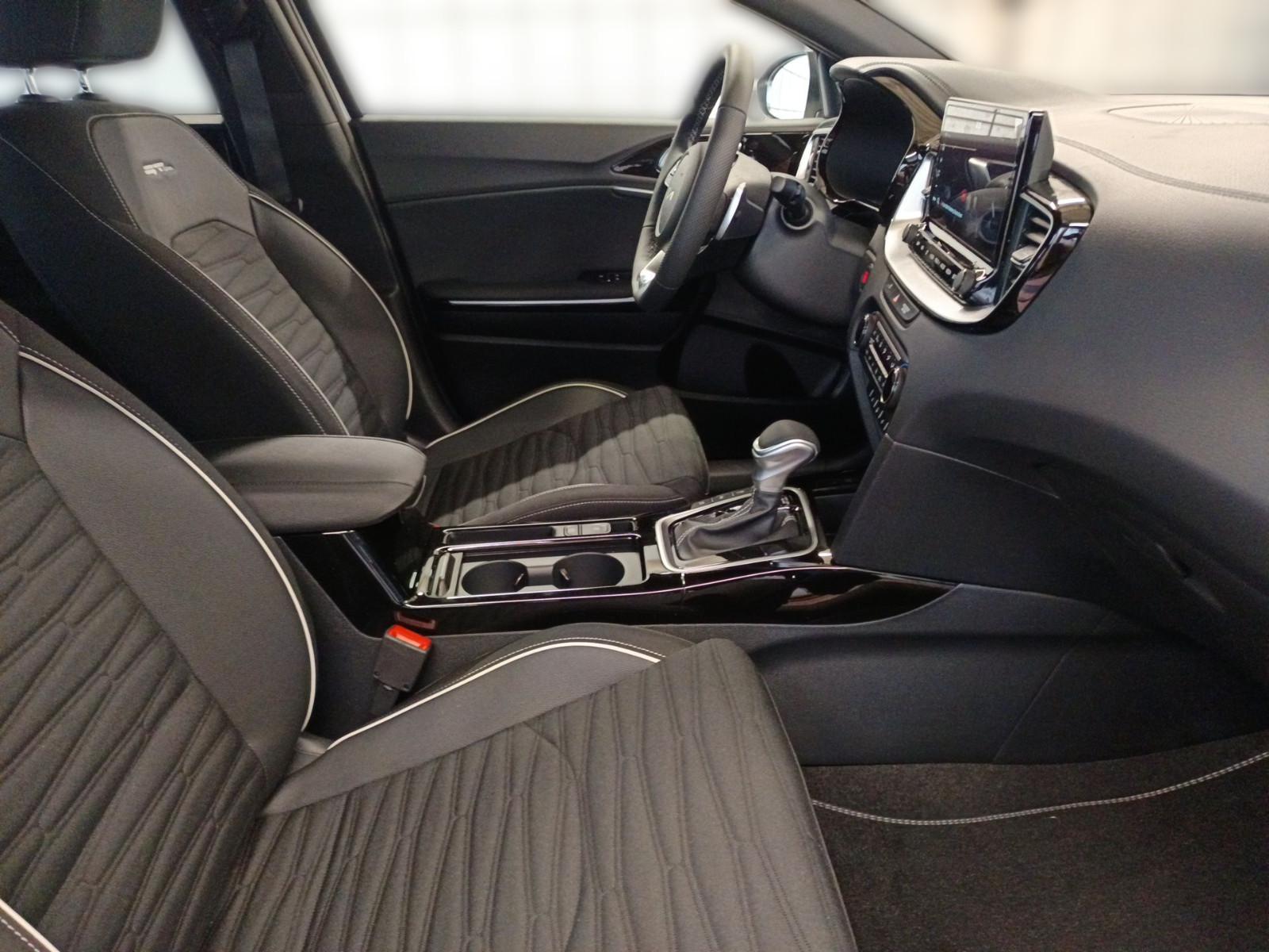 Kia ProCeed 1.5 T-GDI DCT GT-line Techno Perfor