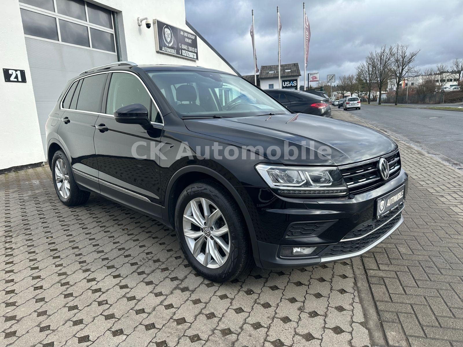 Fahrzeugabbildung Volkswagen Tiguan 2.0TDI Highline BMT 4Motion/DSG/Navi/LED