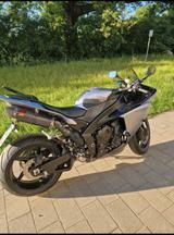 Yamaha R1 RN22 - YAMAHA R1