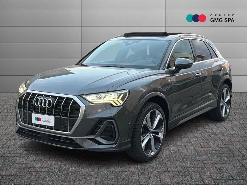 Image of Audi Q3