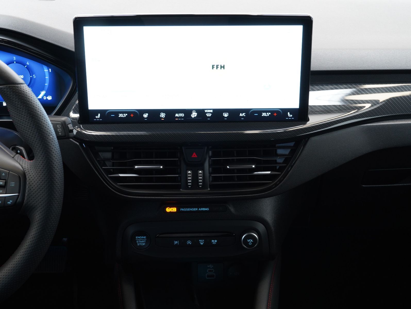 Fahrzeugabbildung Ford Focus Turnier 1.5 EcoBlue ST-Line X LED/ACC/CAM