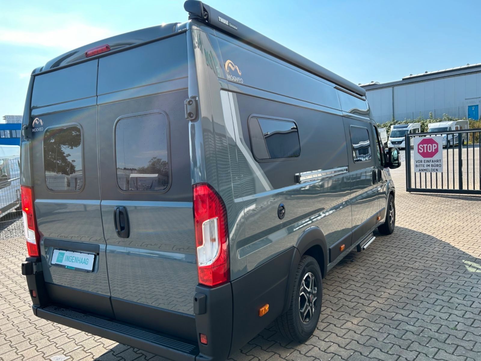 Fahrzeugabbildung Mooveo VAN 63 EB Prestige Autom. Solar Markise Combi 4D