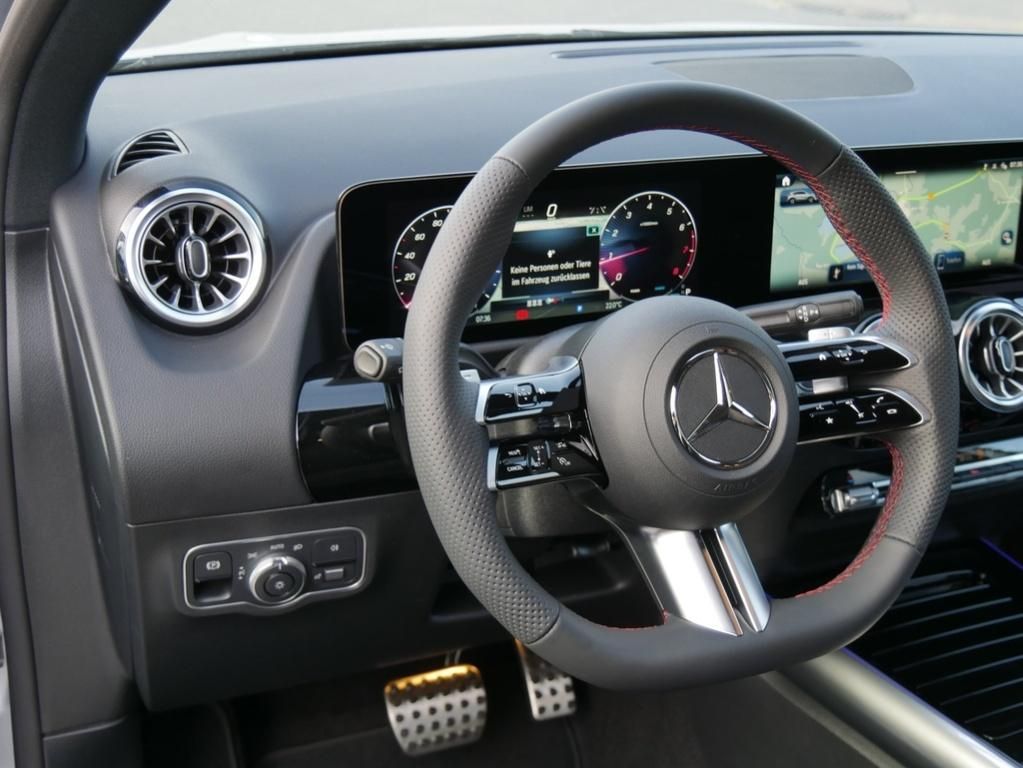 Mercedes-Benz GLA 200 |AMG|Edition|KEYL|NAVI|MBeam|AHK|DISTR