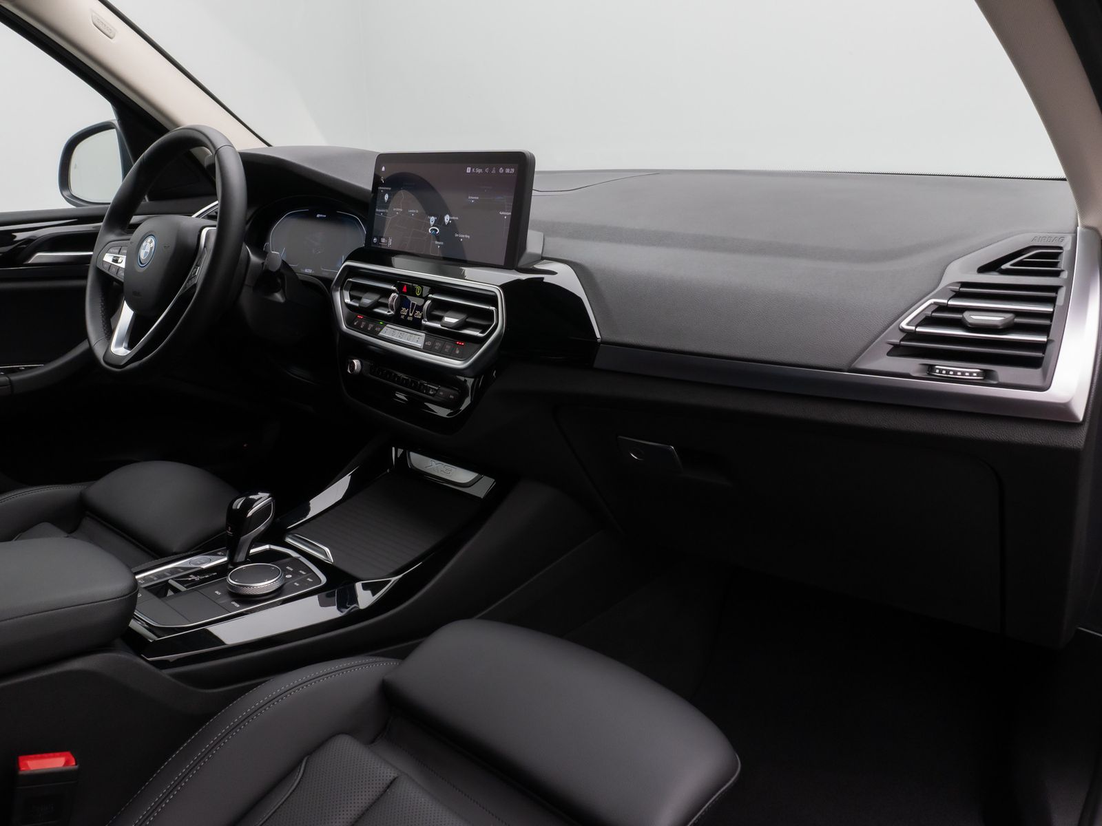Fahrzeugabbildung BMW X3 xD30e Laser Kamera HUD DAB HiFi AHK Komfort