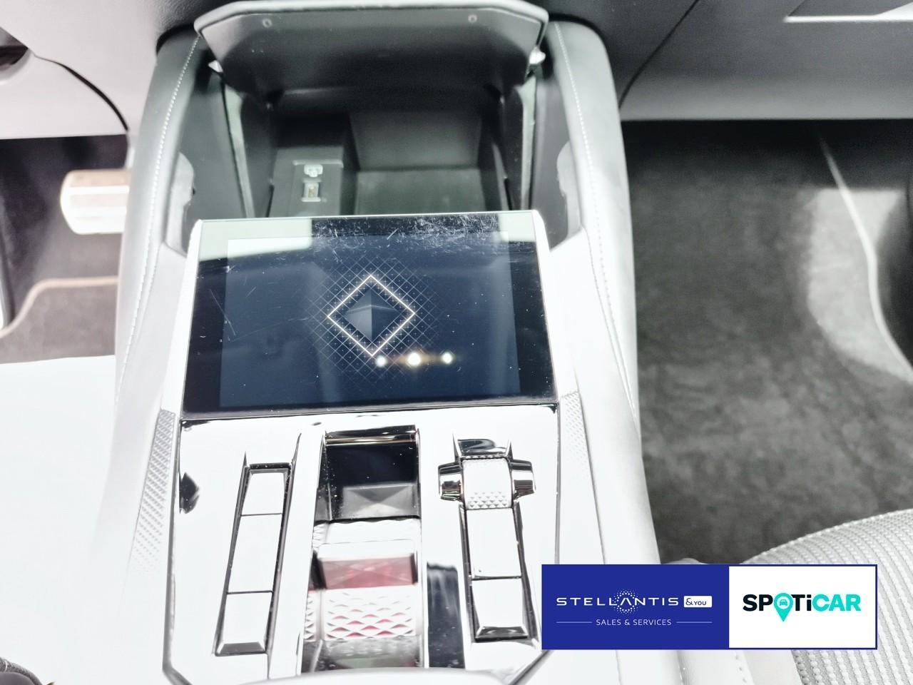 DS Automobiles DS4 1.2 PureTech 130 Étoile Alcantara