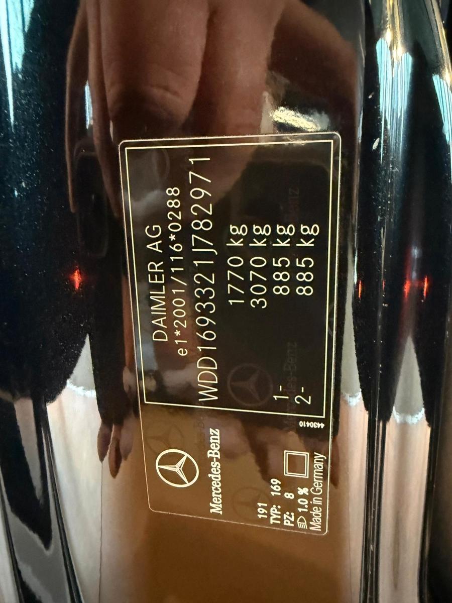Mercedes-Benz A 180 Elegance / Teilleder / Automatik / Klima