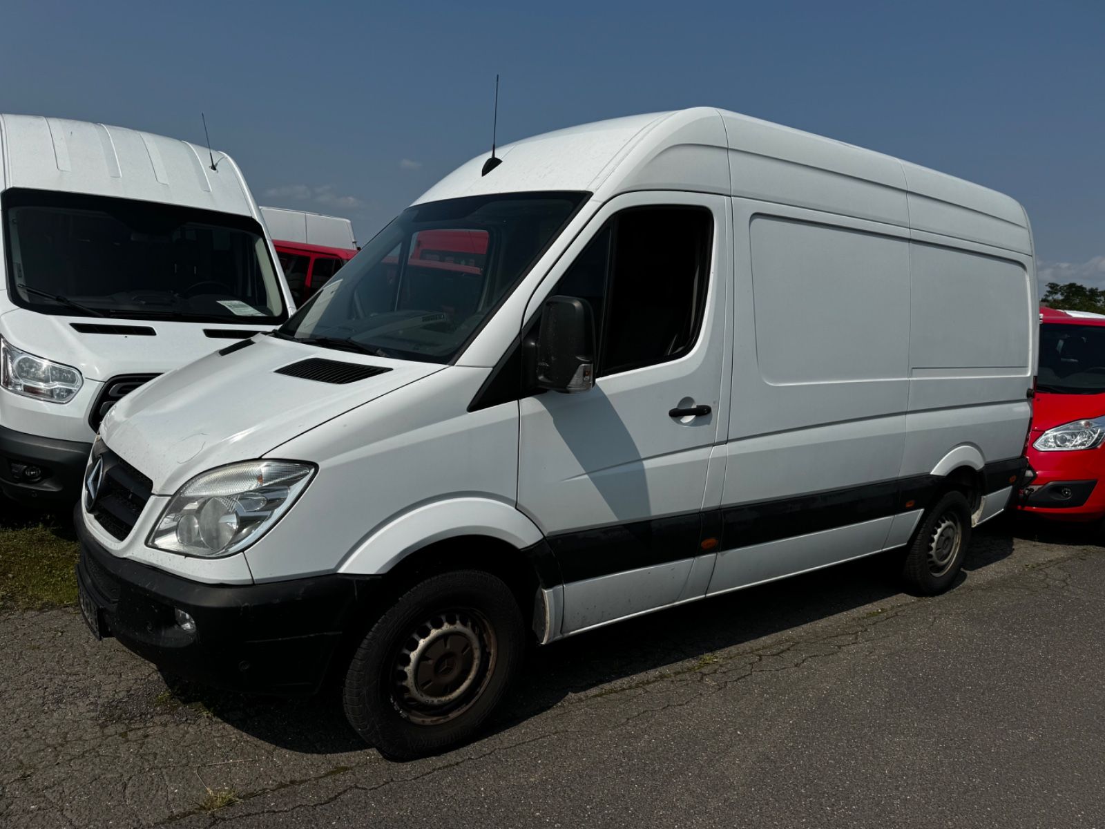 Fahrzeugabbildung Mercedes-Benz Sprinter Kasten L2H2 Motorschaden 316 CDI KLIMDI