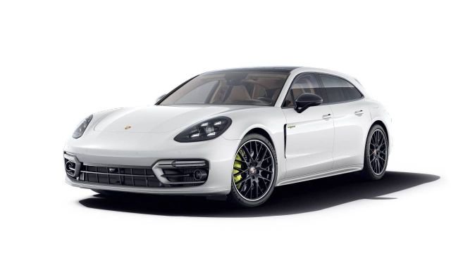 Porsche Panamera 4S E-Hybrid Sport Turismo SportDesign P