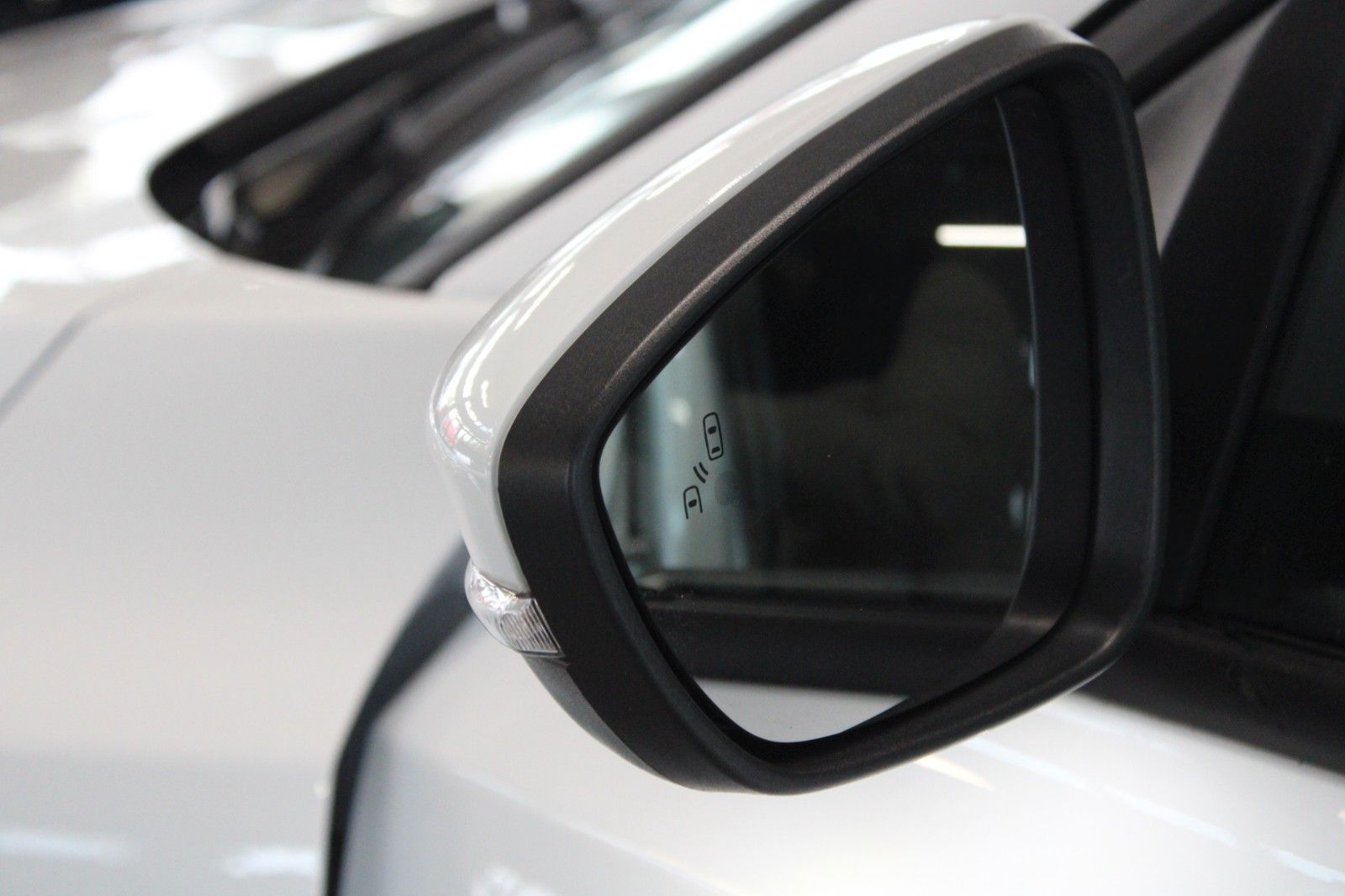 Fahrzeugabbildung Ford Focus ST-Line X Turnier AHK LED NAVI CAM WinterP