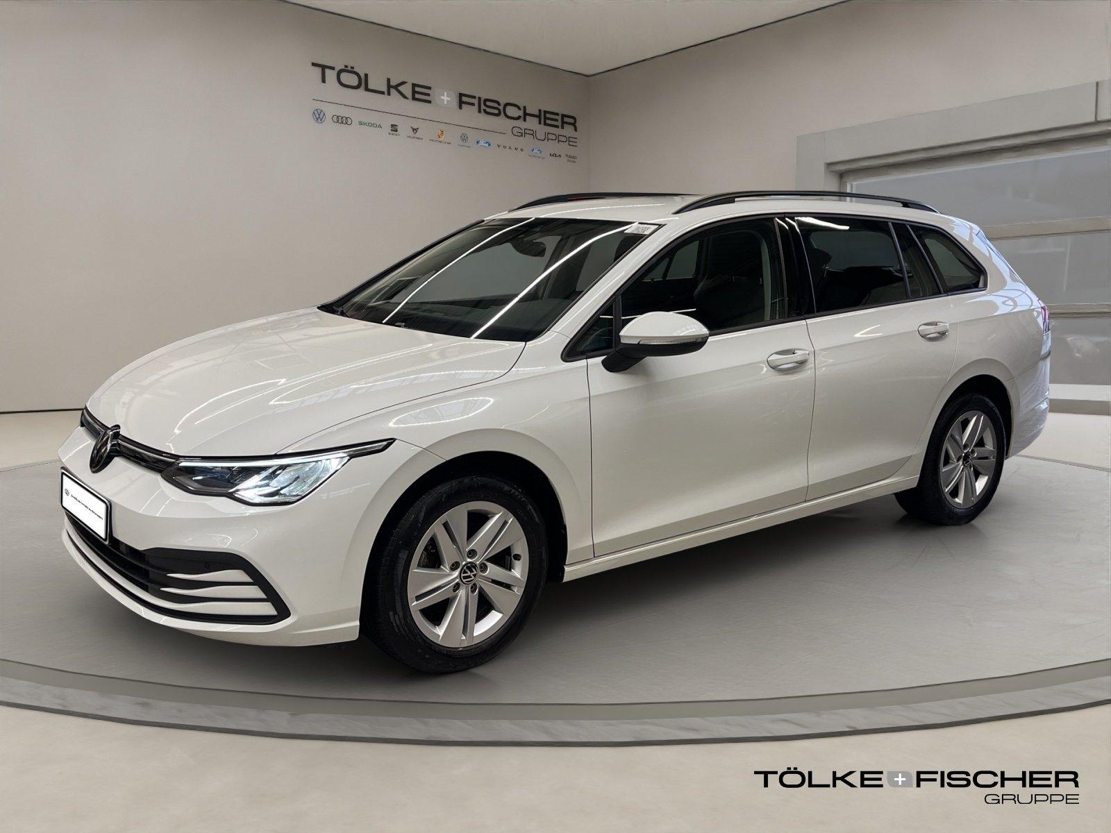 Volkswagen Golf VIII Variant 1.0 TSI Life ACC Kam. Navi LED