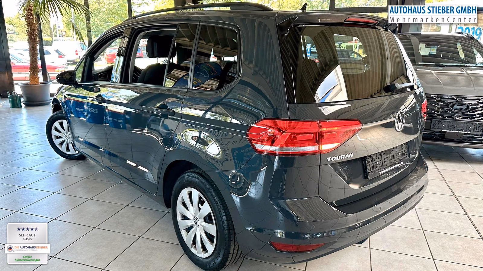 Volkswagen Touran 1.5 TSI Comfortline 7-Sitzer SHZ ACC E..., миниатюра 4