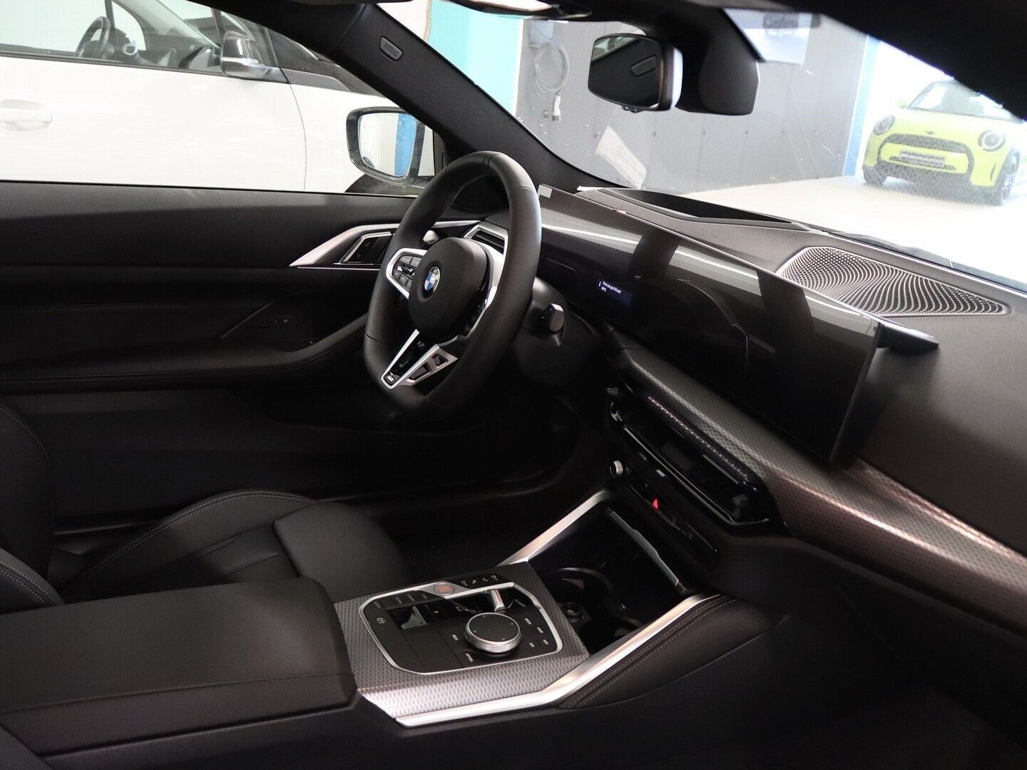 BMW 420i Coupé M-Sport Pro "Drive THE Summer Deal" U foto 7