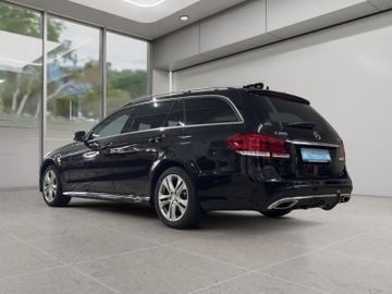 Mercedes E 220 - 6