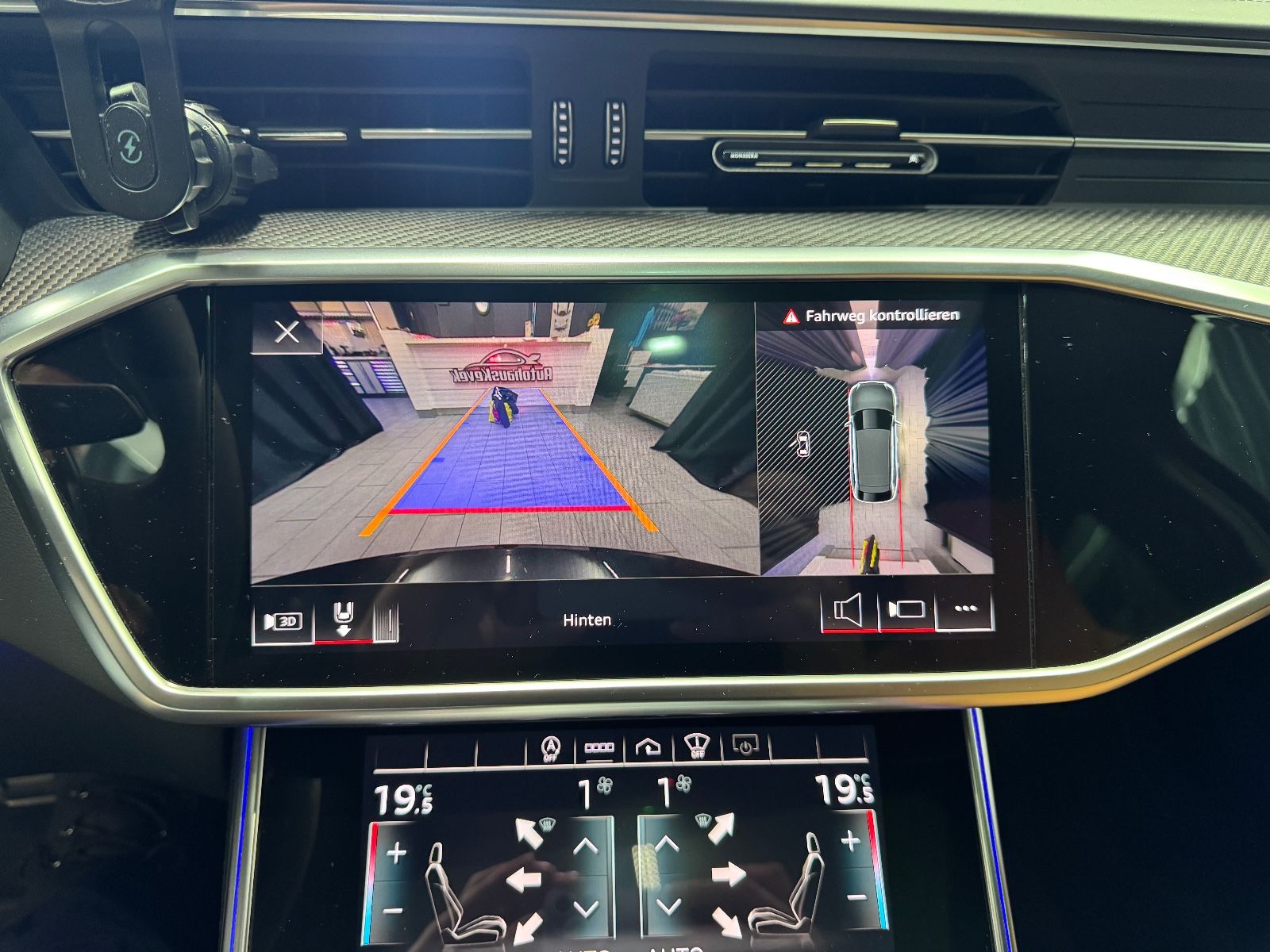 Fahrzeugabbildung Audi RS6 Avant 4.0 TFSI quattro|PANO|MATRIX|ACC|VOLL