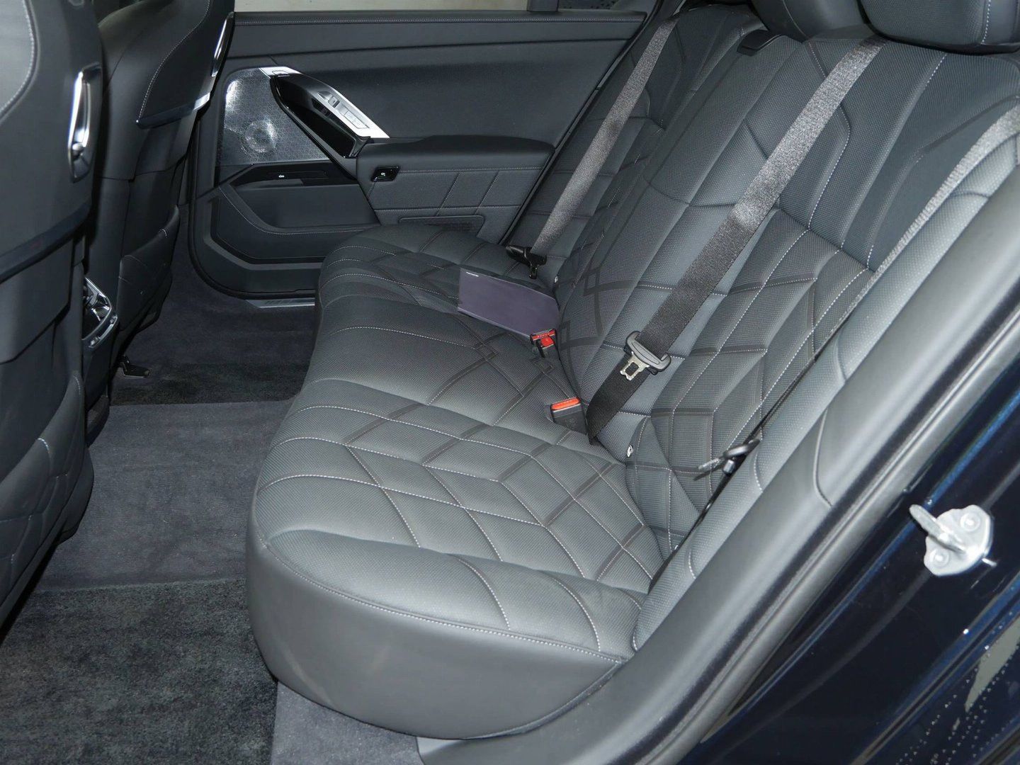 Fahrzeugabbildung BMW 740d xDr. M-Sport Pro °UVP 166.010€°B&W DIAMOND°