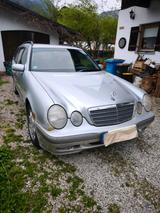Mercedes-Benz Mercedes W210 E280 T-Modell - : Kombi, Mercedes W210