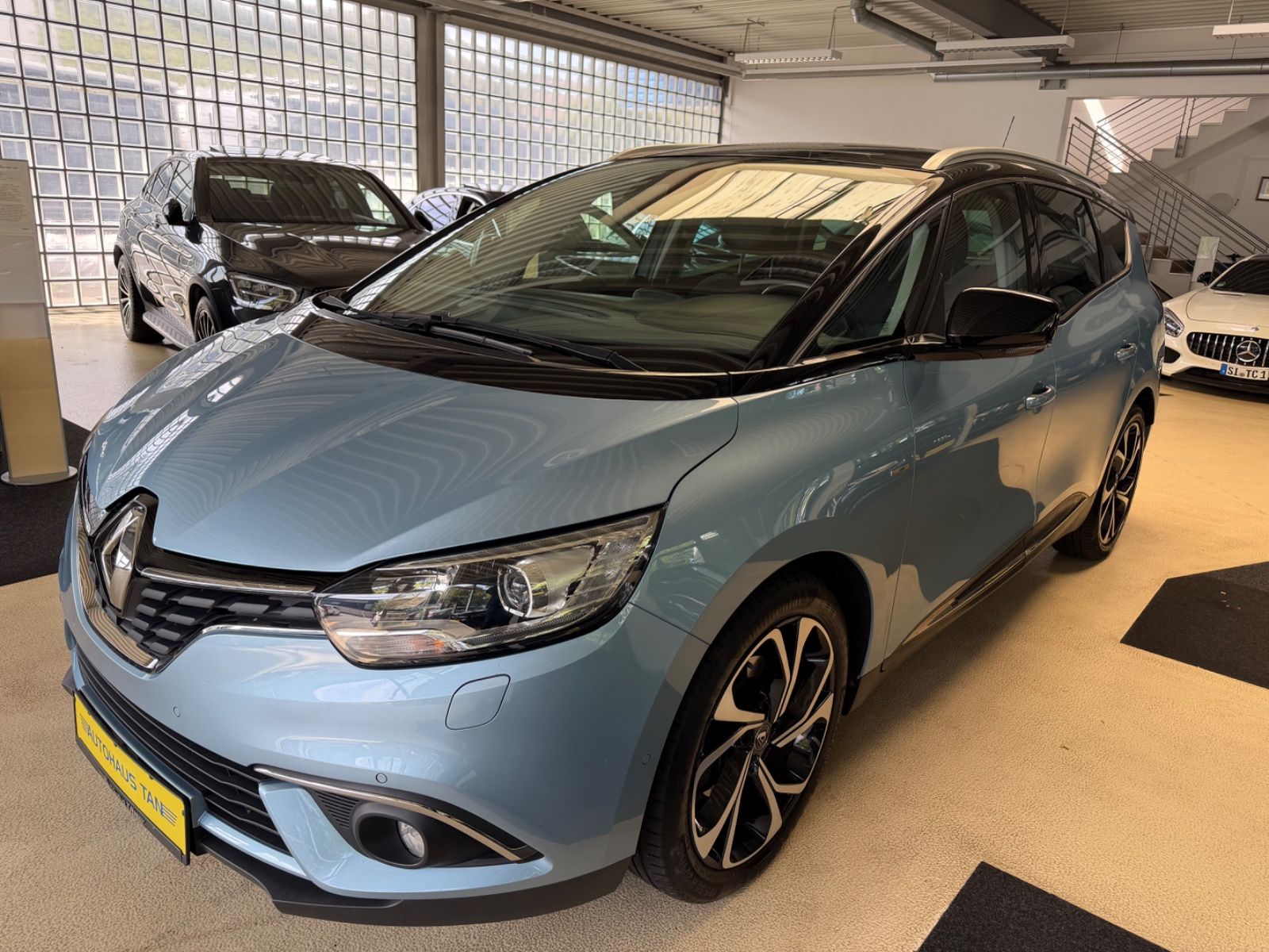 Fahrzeugabbildung Renault Scenic IV Grand BOSE Edition