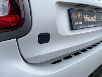 Fahrzeugabbildung Smart ForTwo Coupe EQ Passion SHZ LHZ PDC DAB uvm.